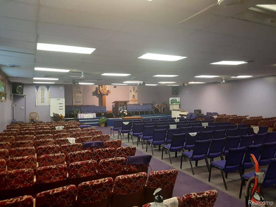 Detroit, MI 48210,4358 W WARREN Avenue