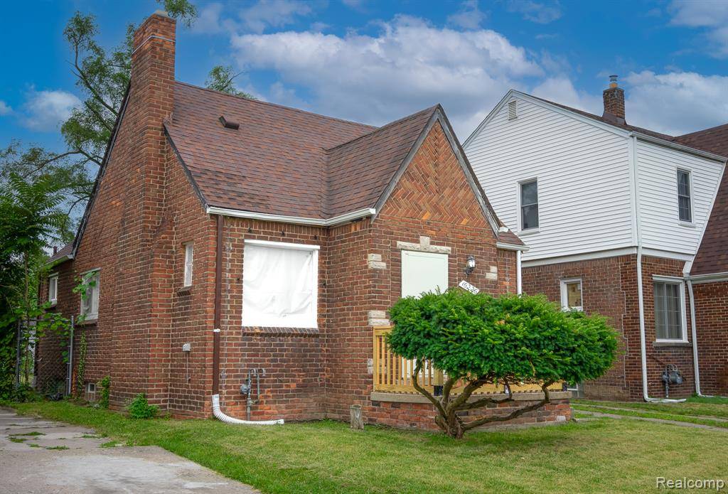 Detroit, MI 48235,16226 MARK TWAIN Street