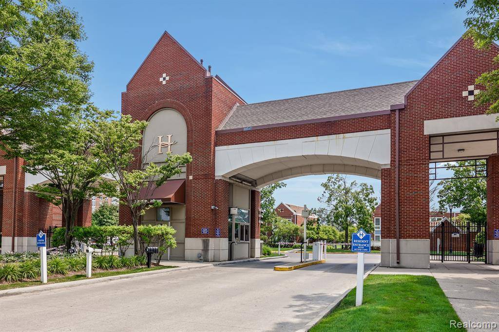 Detroit, MI 48207,3320 SPINNAKER Lane 10f