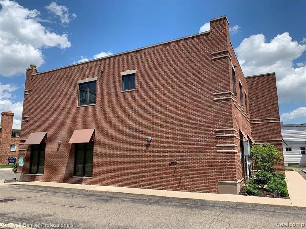 Royal Oak, MI 48067,610 E Eleven Mile Road
