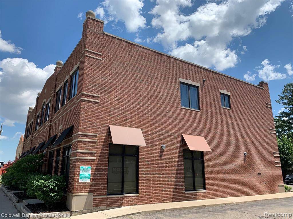 Royal Oak, MI 48067,610 E Eleven Mile Road