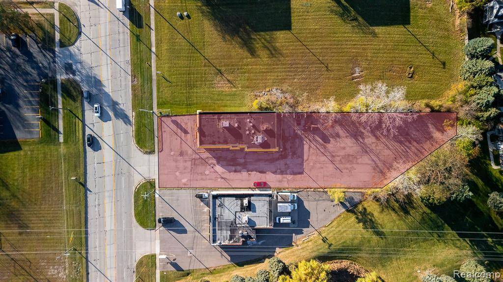 Madison Heights, MI 48071,31313 DEQUINDRE Road