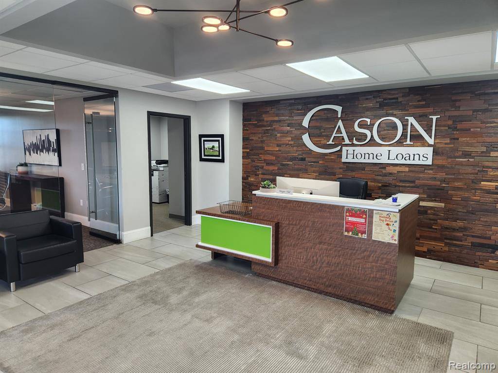 Fenton Twp, MI 48430,15173 NORTH Road Suite 2 - 4