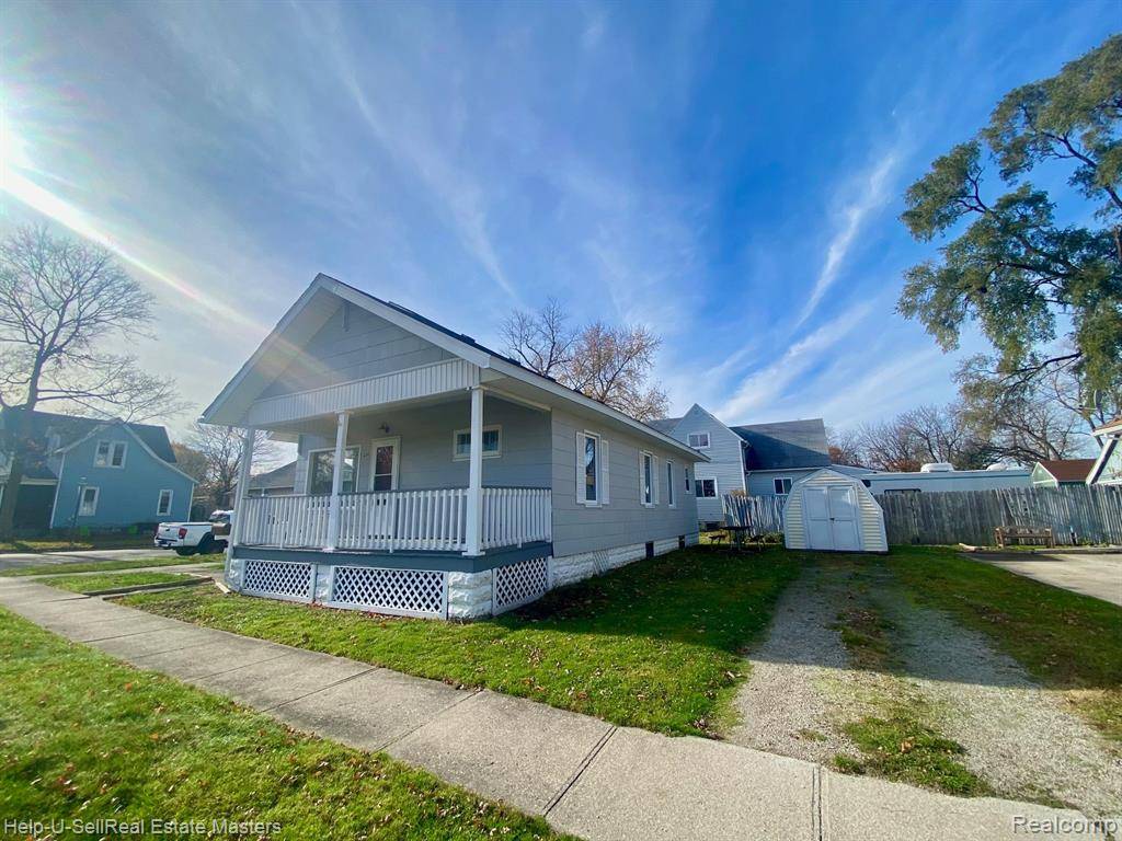 Port Huron, MI 48060,229 12TH Street