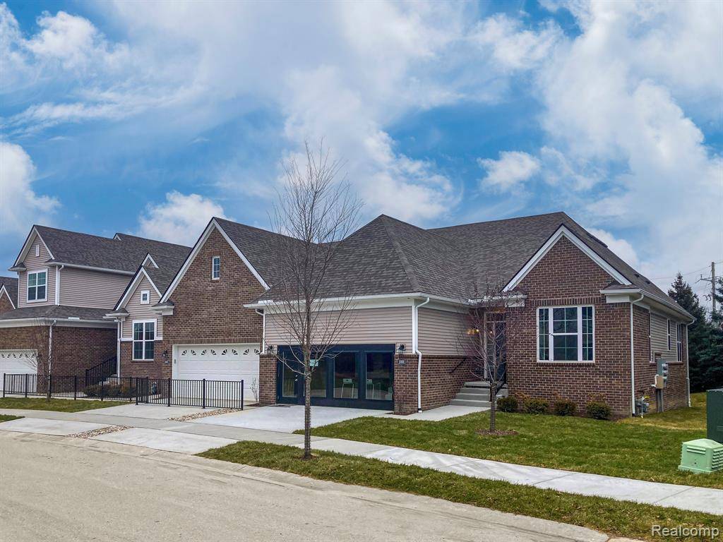 Hartland Twp, MI 48855,2201 Chase Drive