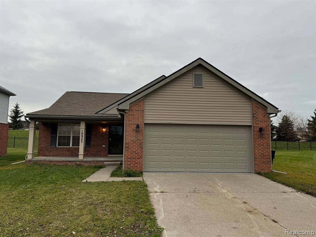 Detroit, MI 48214,10925 EDLIE Circle 3