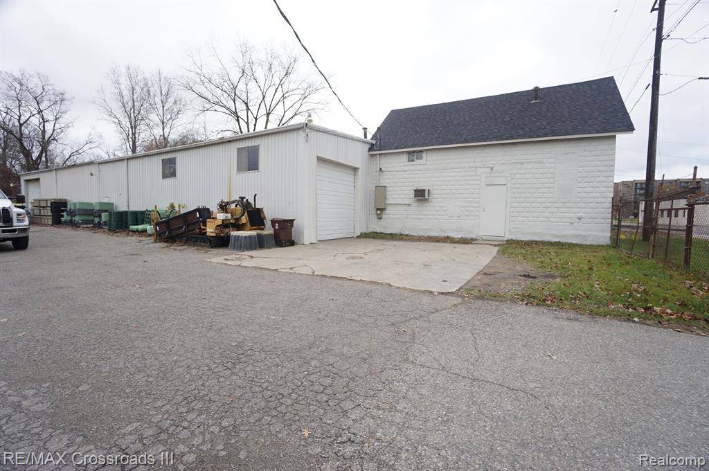 Romulus, MI 48174,36135 BIBBINS Street