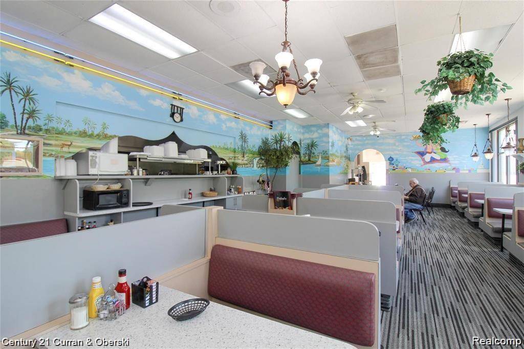 Ypsilanti Twp, MI 48197,2563 ELLSWORTH Rd