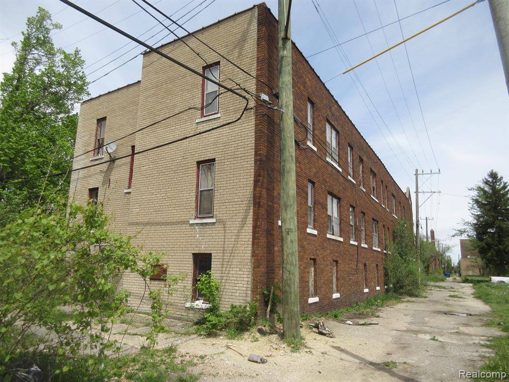 Detroit, MI 48214,3729 SAINT CLAIR Street