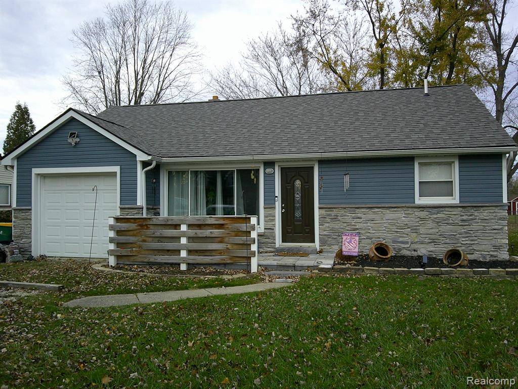 Farmington Hills, MI 48335,34706 RHONSWOOD Street