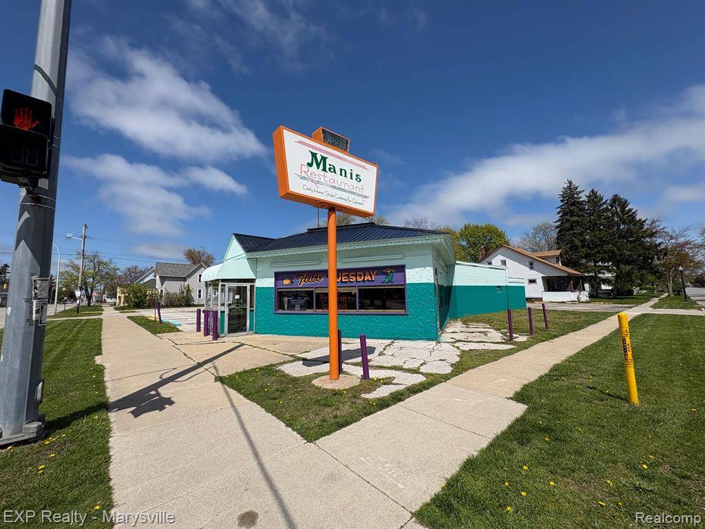 Port Huron, MI 48060,1232 10TH Street