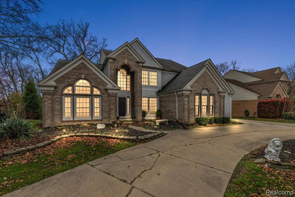 Canton Twp, MI 48187,48253 Red Run Drive