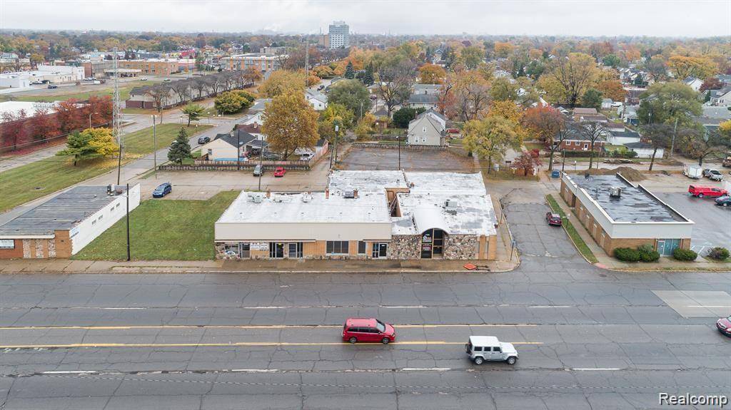 Lincoln Park, MI 48146,1100 SOUTHFIELD Road