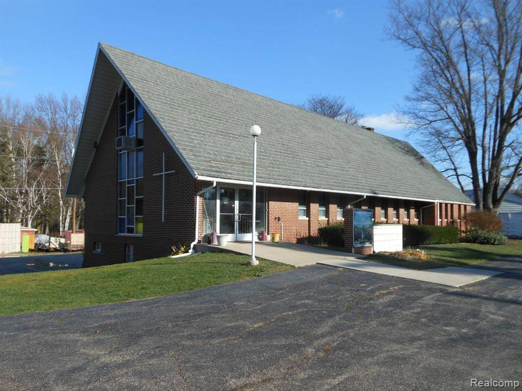 Fort Gratiot Twp, MI 48059,4330 PINE GROVE Avenue