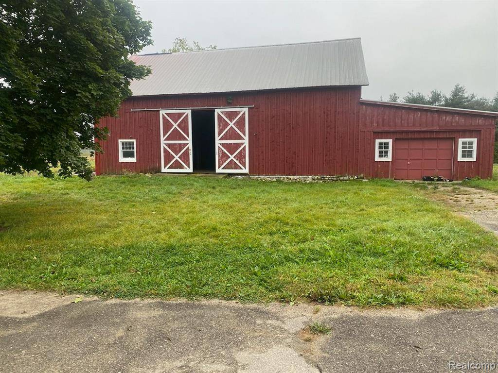 Lyon Twp, MI 48165,25869 HICKORY CREEK Lane