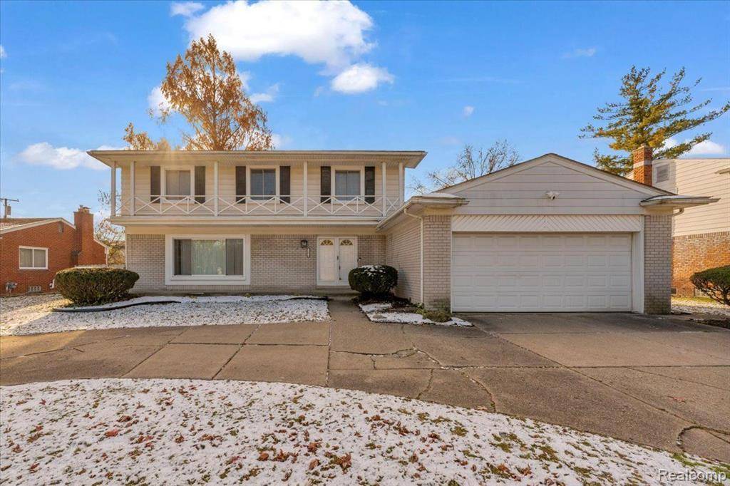 Southfield, MI 48034,22679 BELL BROOK Street