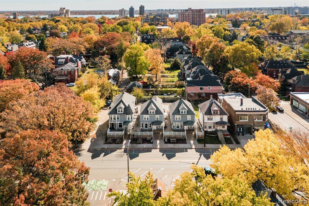 Detroit, MI 48214,8116 Kercheval Street