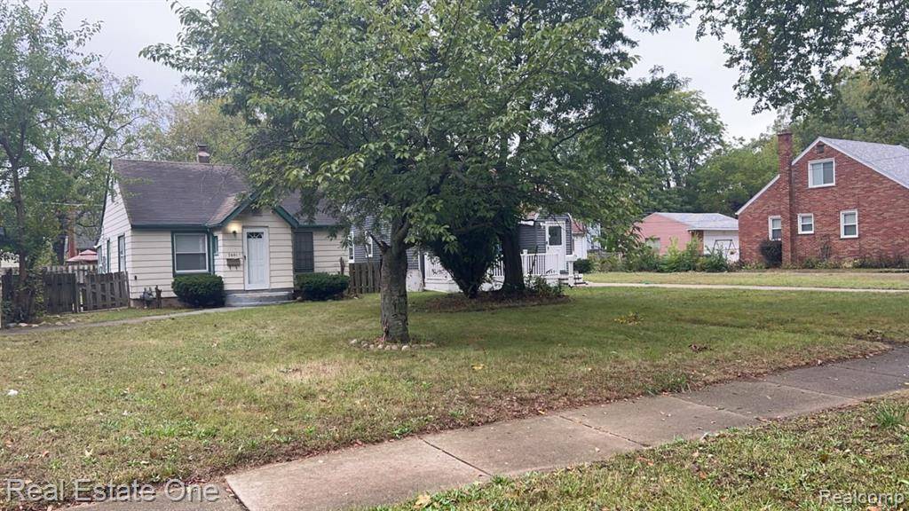 Dearborn Heights, MI 48127,7681 Hazelton Street