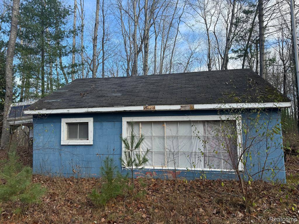 Logan Twp, MI 48739,465 Everett Trail