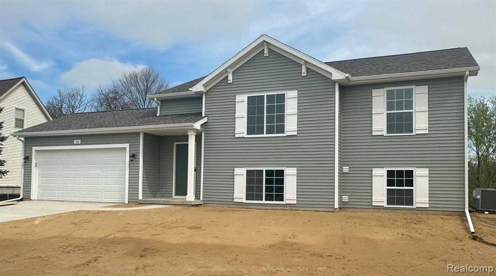 Manchester Vlg, MI 48158,248 GLENWOOD Circle