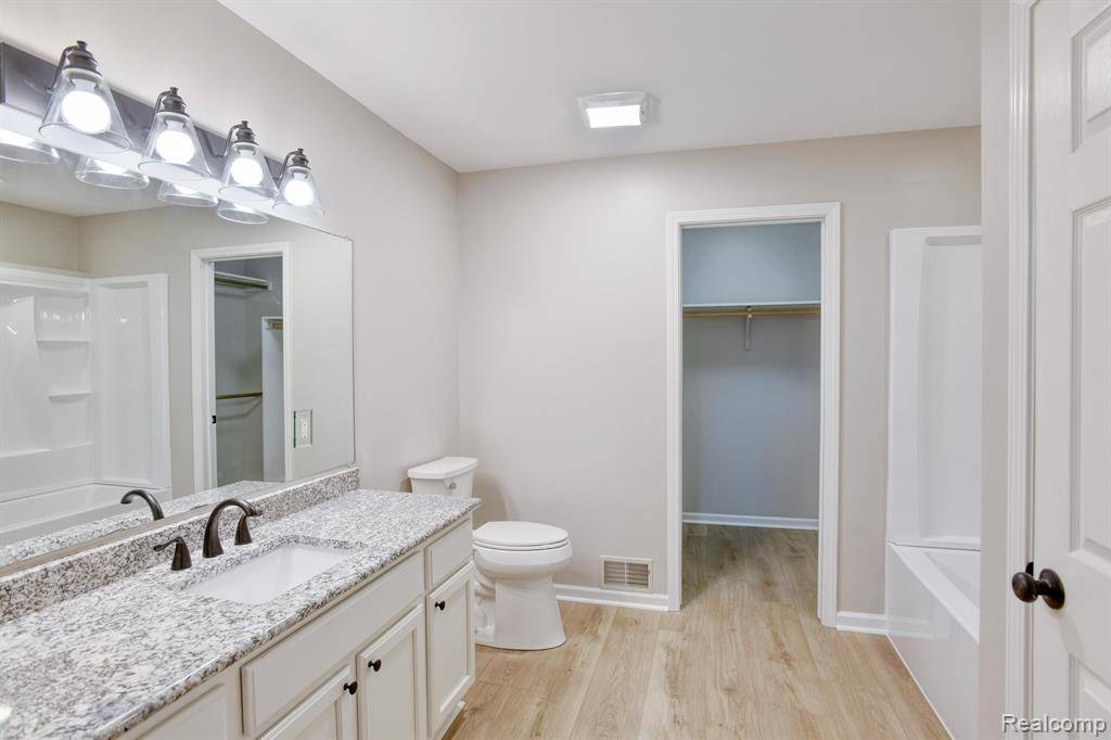 Grand Blanc Twp, MI 48439,10024 SUNRISE Drive