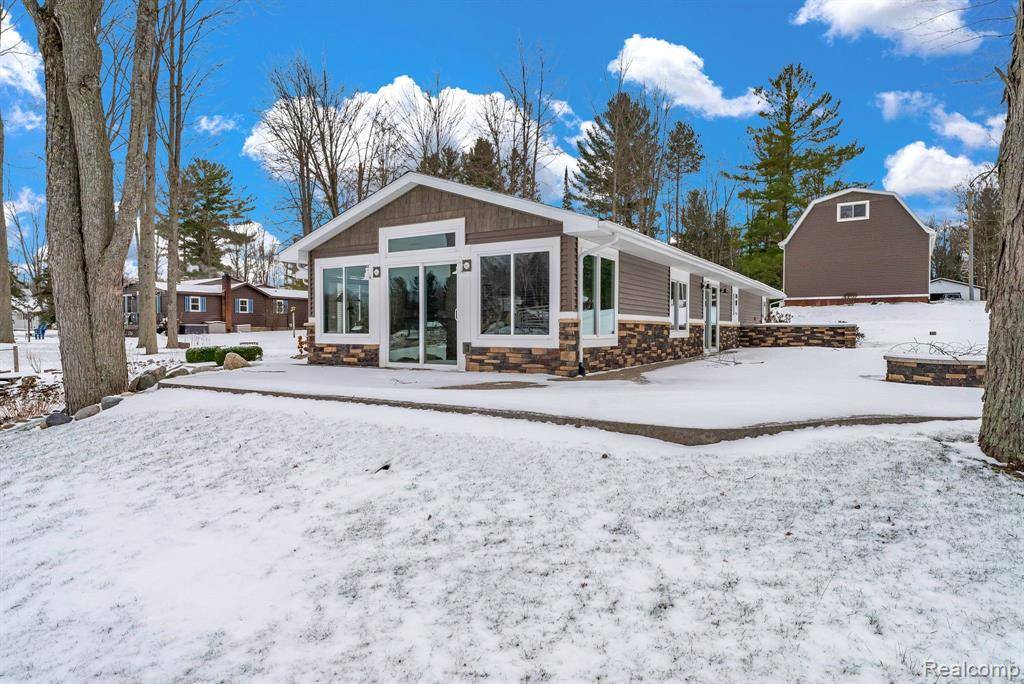 Clement Twp, MI 48624,1571 LOEBRICH Drive