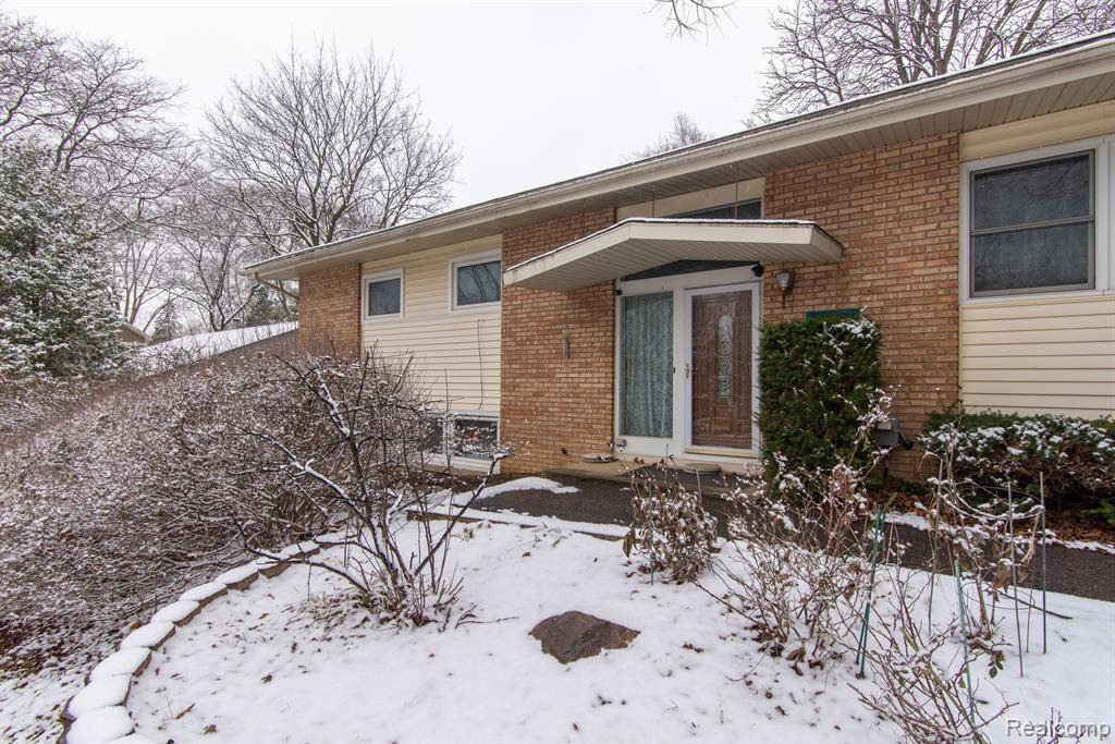 Novi, MI 48375,44080 MARLSON Avenue