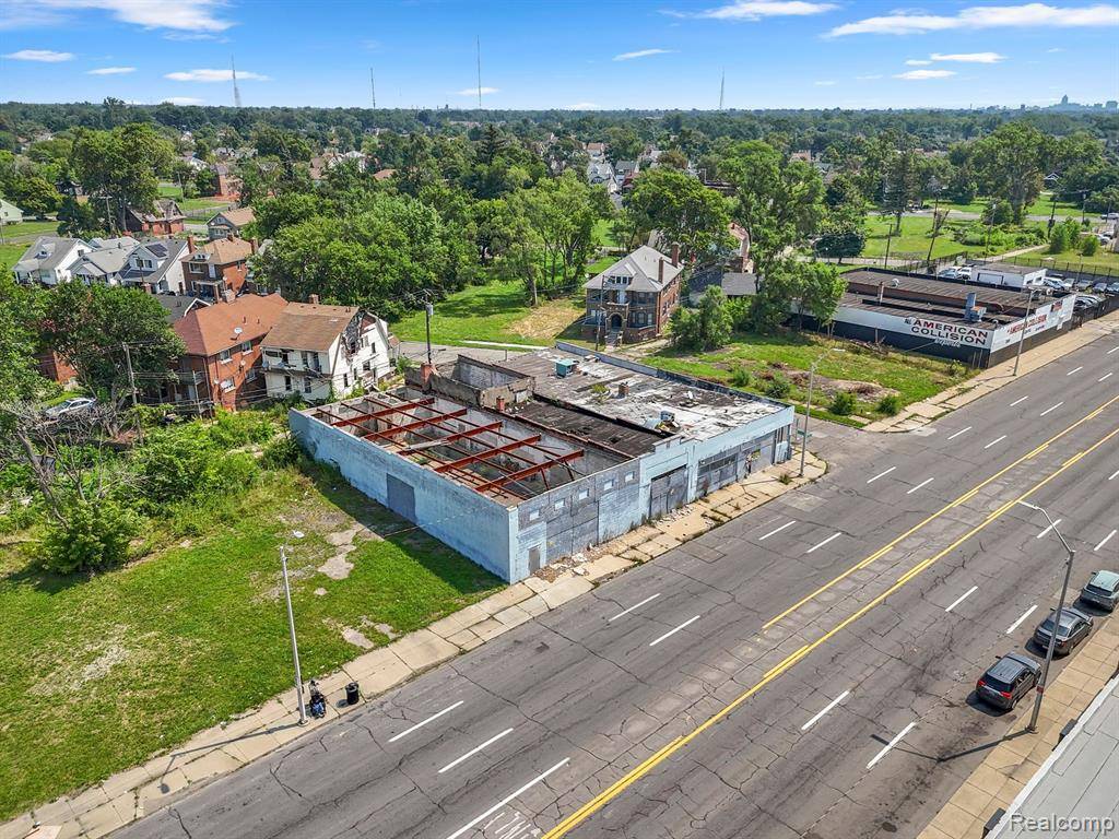 Detroit, MI 48227,12902 GRAND RIVER Avenue