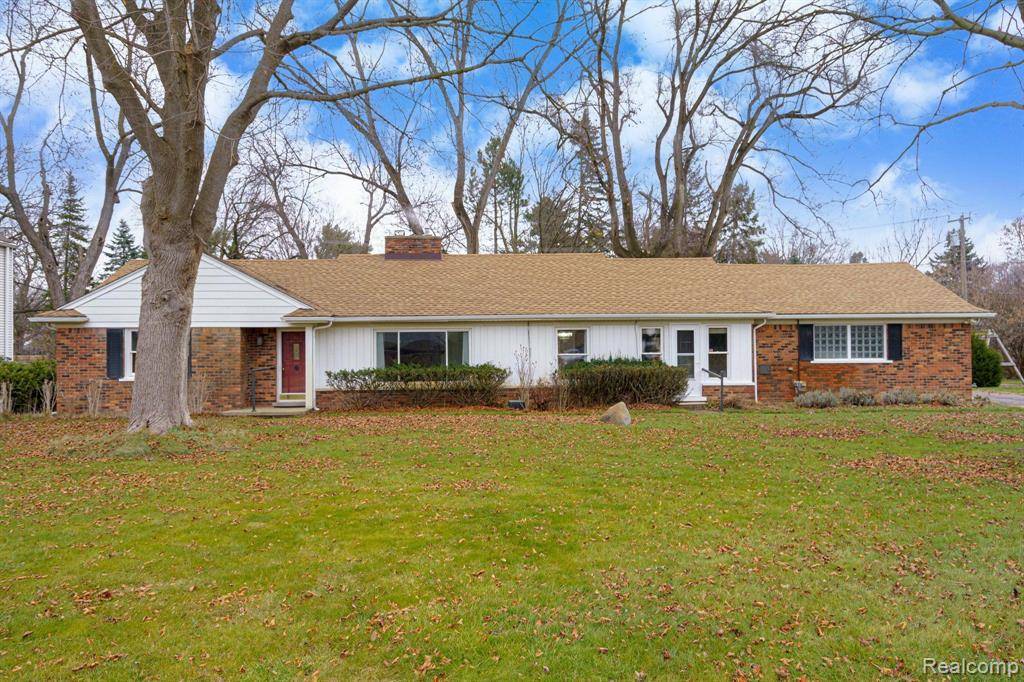 Franklin Vlg, MI 48025,32620 INKSTER Road