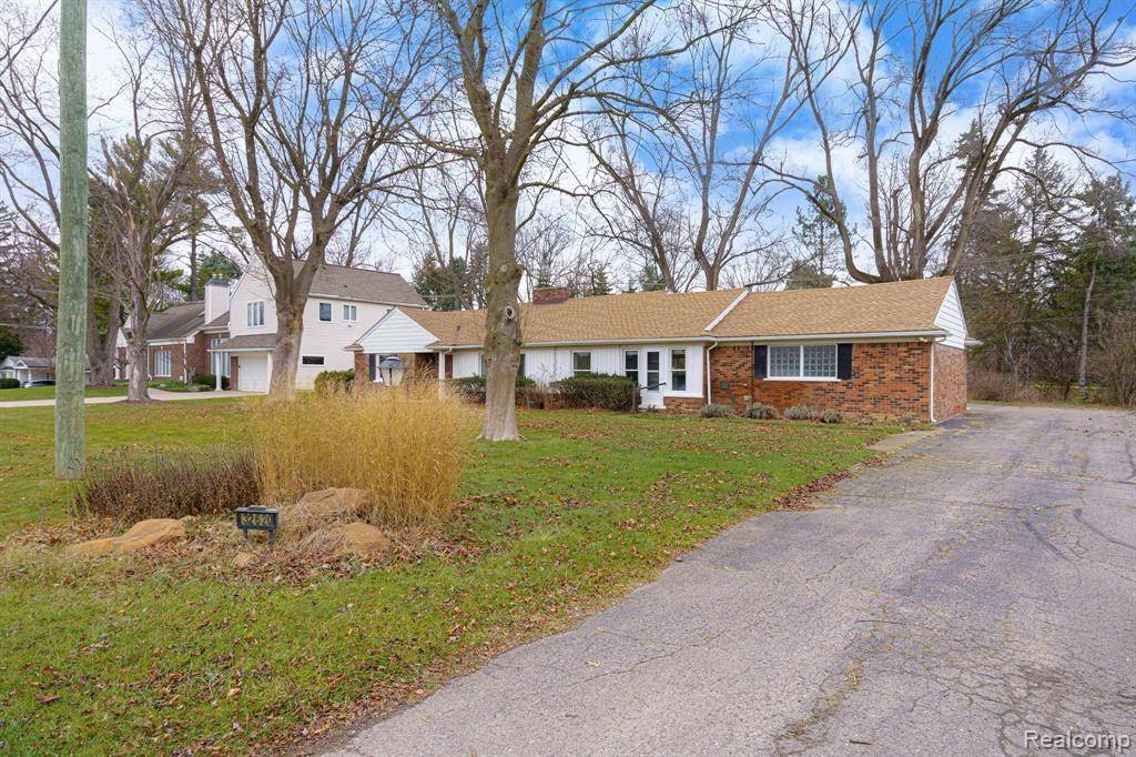 Franklin Vlg, MI 48025,32620 INKSTER Road