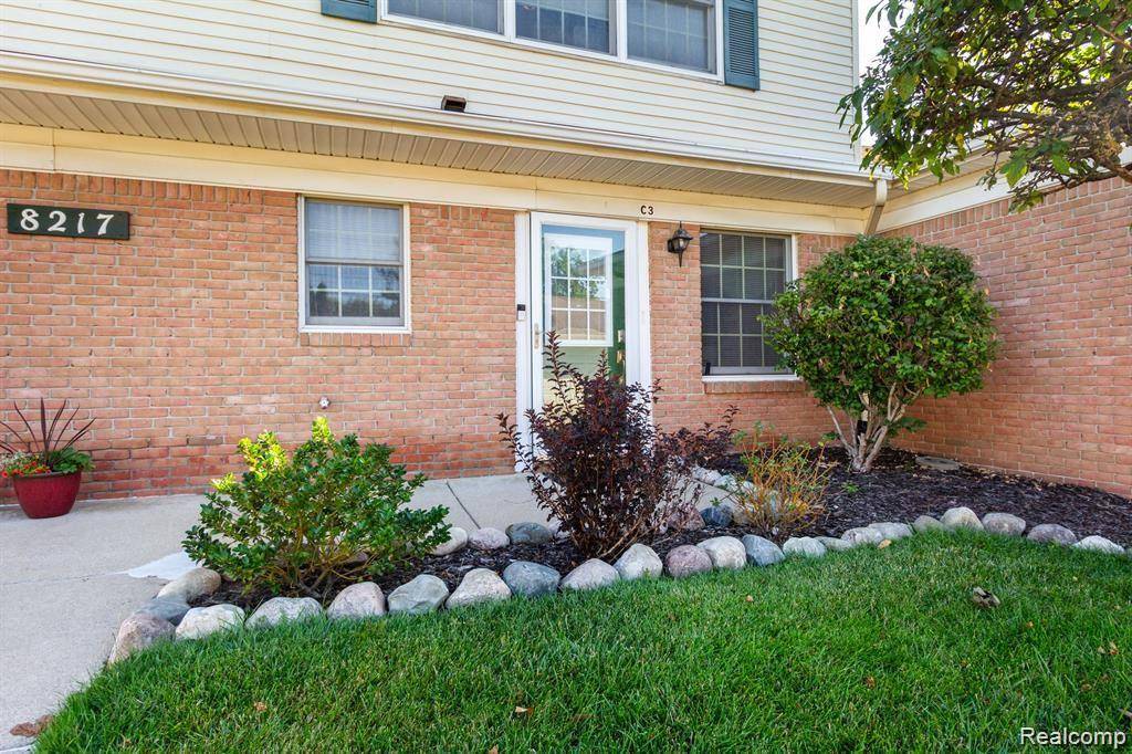 Grosse Ile Twp, MI 48138,8217 GRAYS Drive C3
