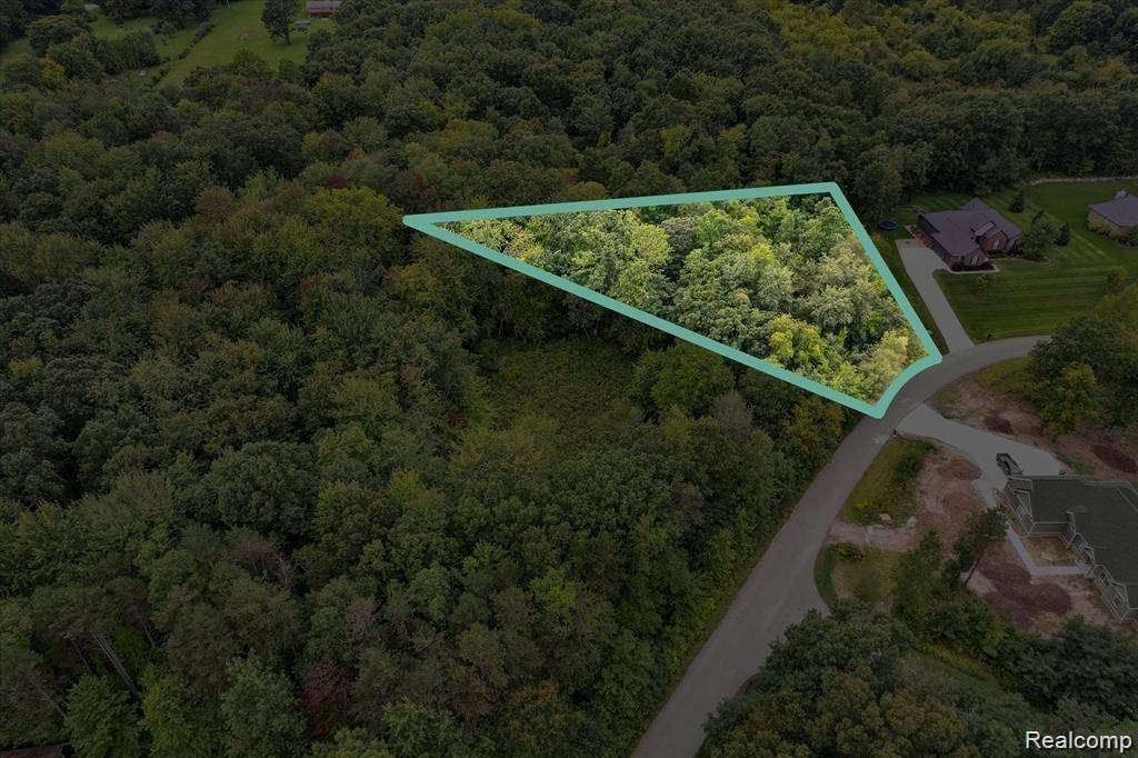 Oxford Twp, MI 48371,225 GREAT PINES Drive