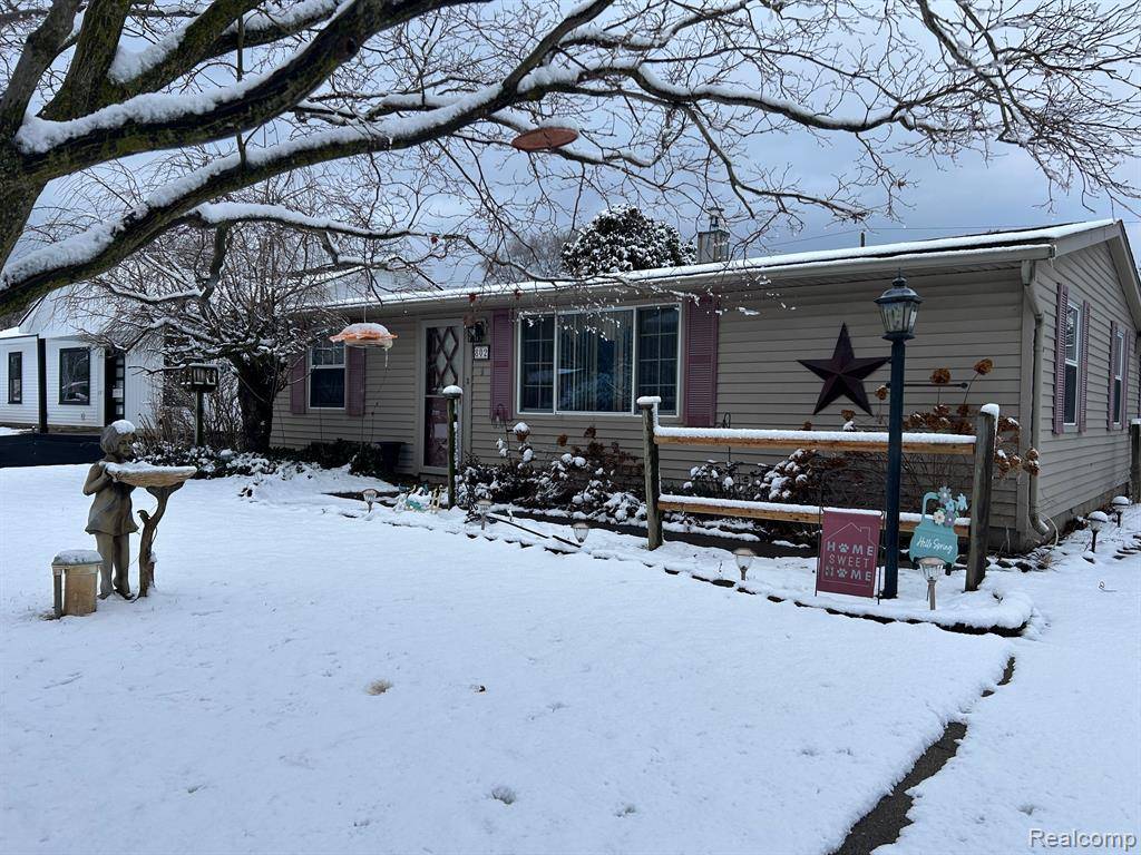 Orion Twp, MI 48362,802 VERNITA Drive