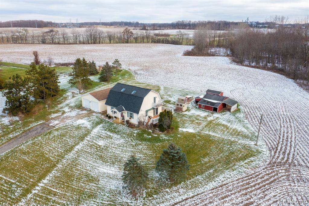 Saline, MI 48176,9195 SCHILL Road