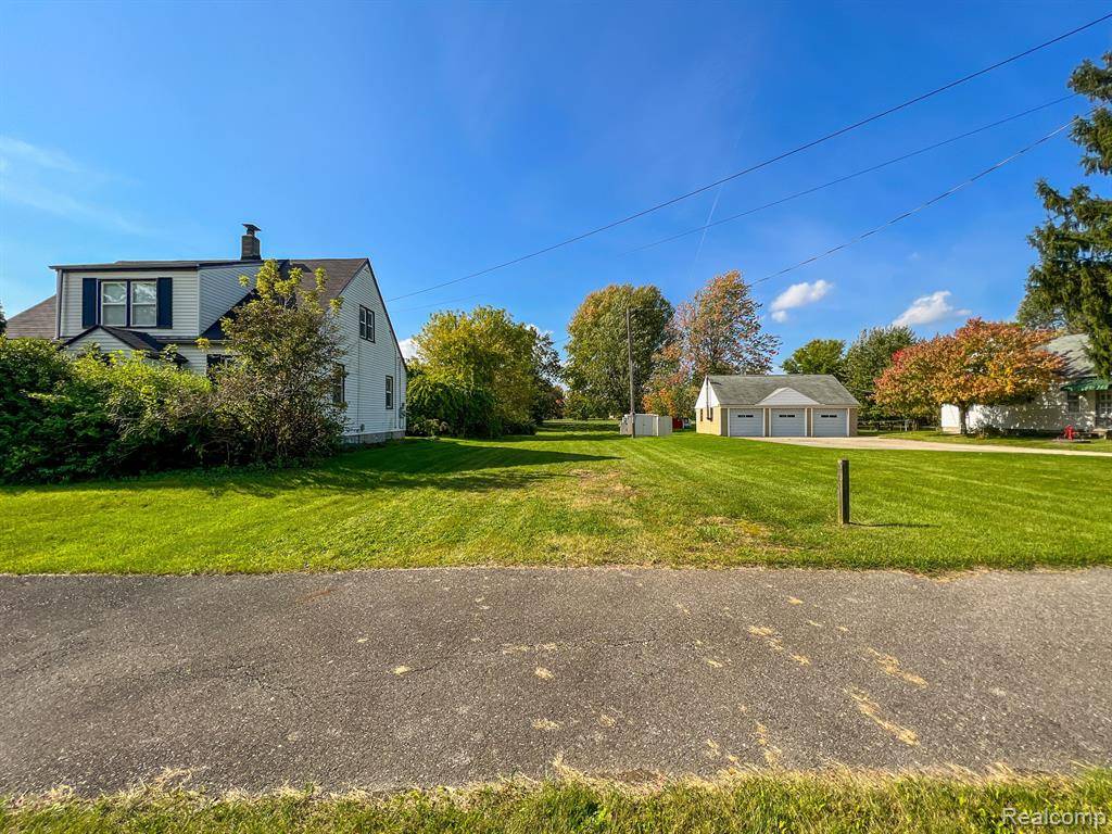 Macomb Twp, MI 48042,49525 North Avenue