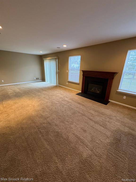 Auburn Hills, MI 48326,163 S Vista