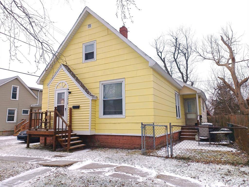 Port Huron, MI 48060,1018 12TH Street