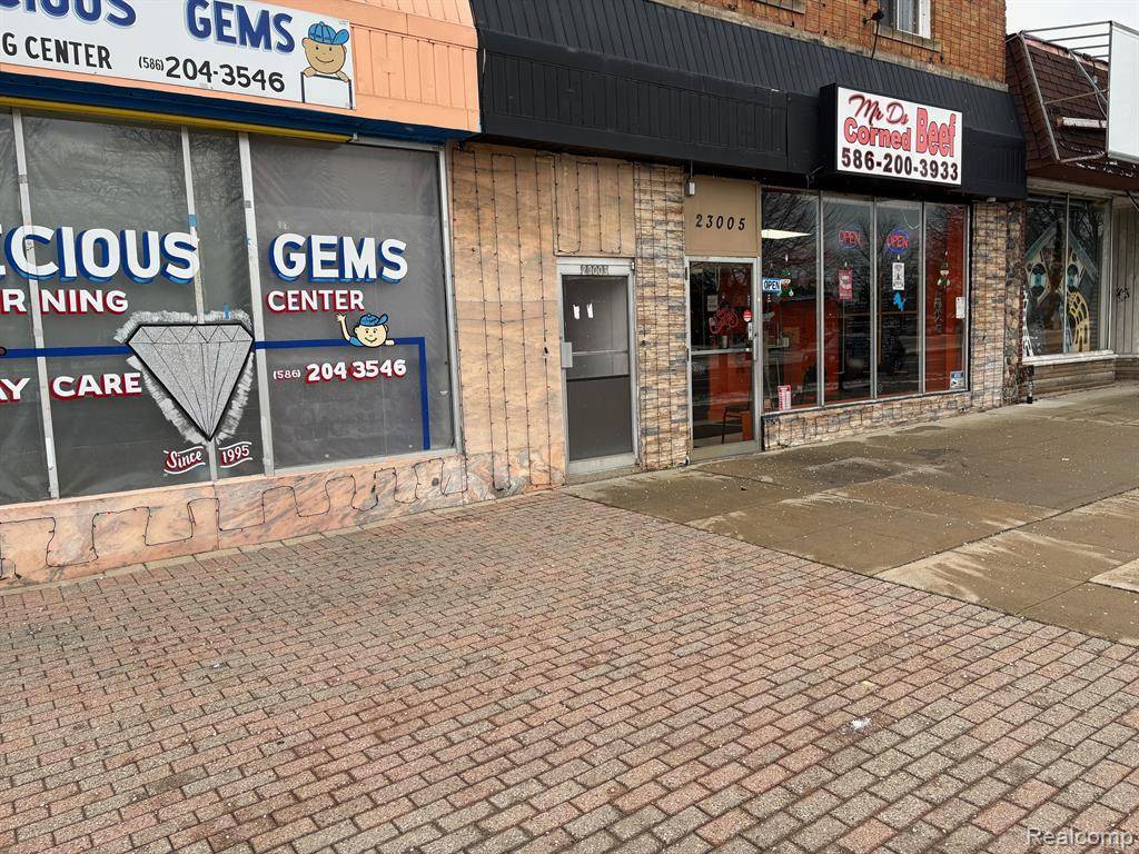 Eastpointe, MI 48021,23003 Gratiot Avenue 1