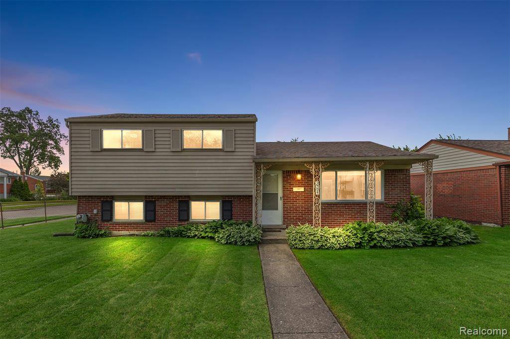 Sterling Heights, MI 48310,2794 PALL MALL Drive