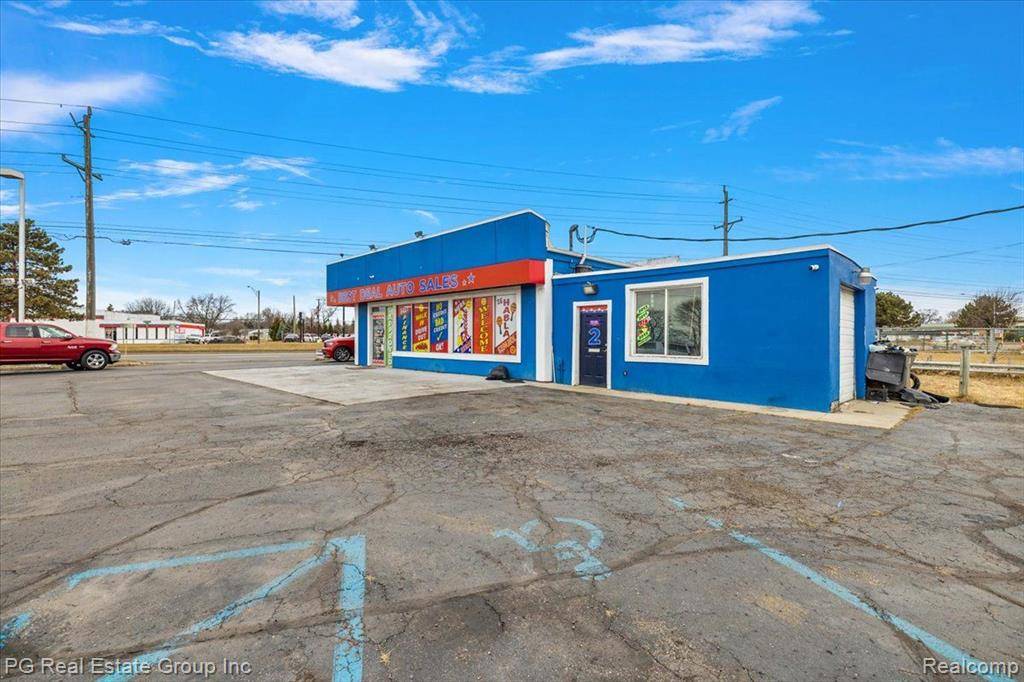 Clinton Twp, MI 48035,33500 S GRATIOT Avenue