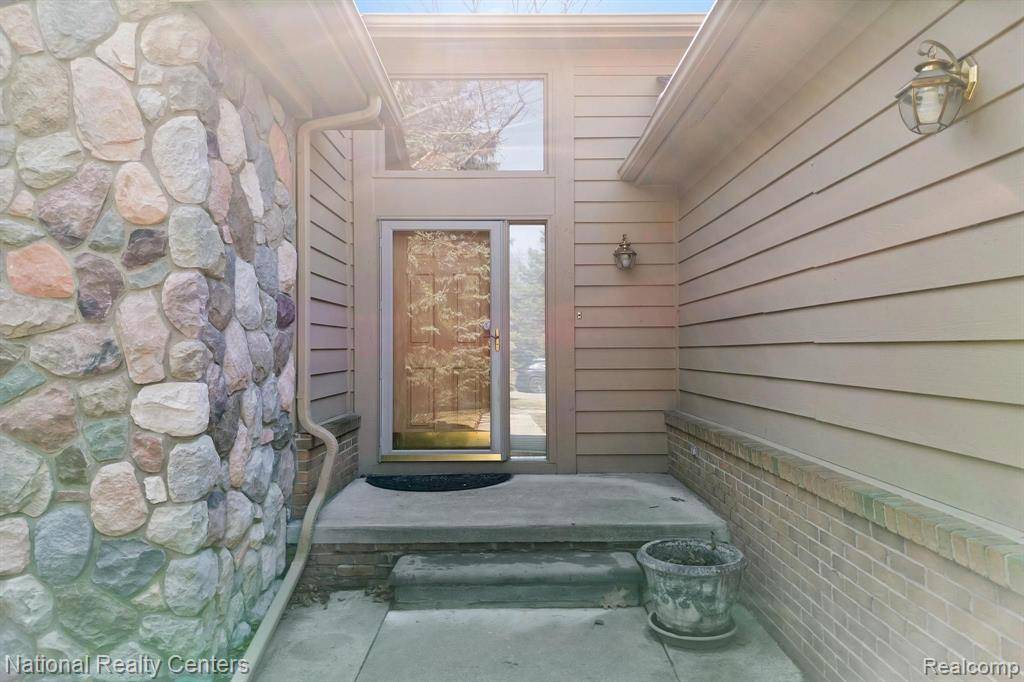 West Bloomfield Twp, MI 48323,5059 PHEASANT Cove