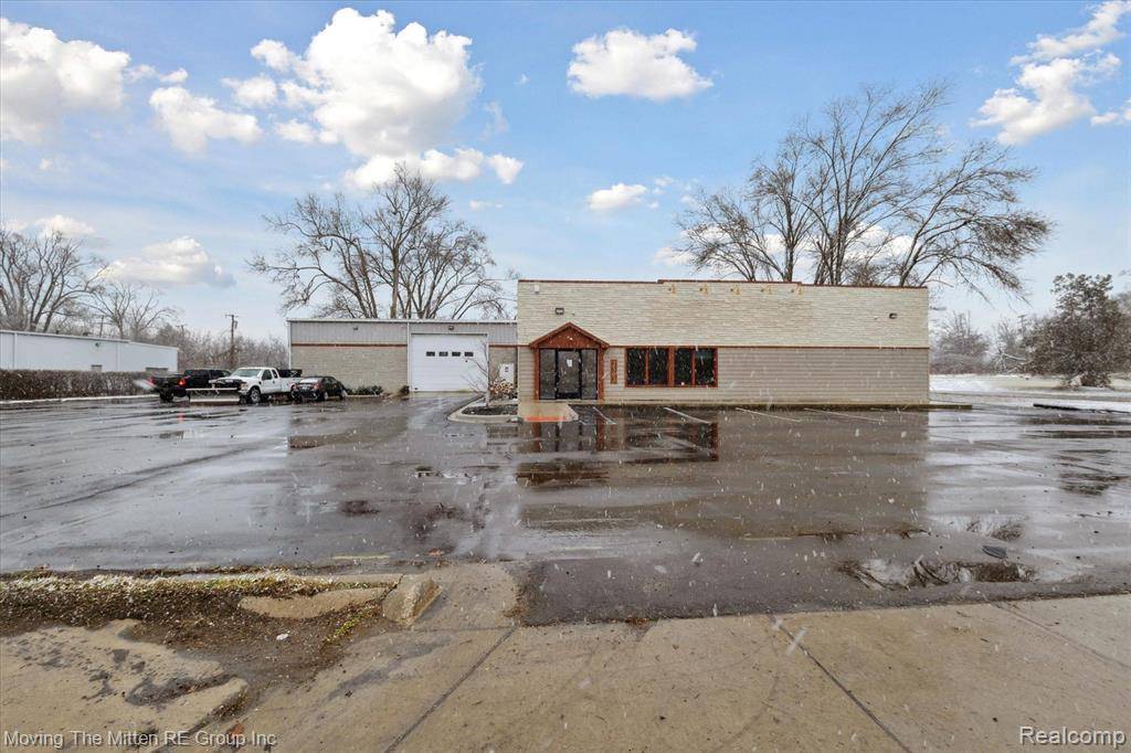 Ypsilanti Twp, MI 48198,2502 E MICHIGAN Avenue