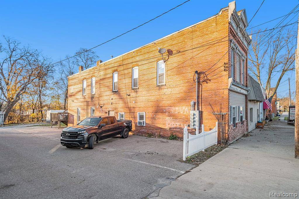 Byron Vlg, MI 48418,140 S SAGINAW Street