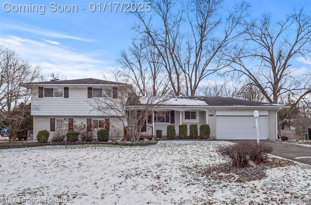 Farmington Hills, MI 48334,28893 Glenarden Street