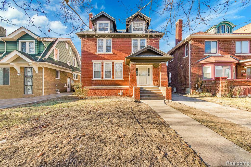 Detroit, MI 48215,885 LAKEWOOD Street