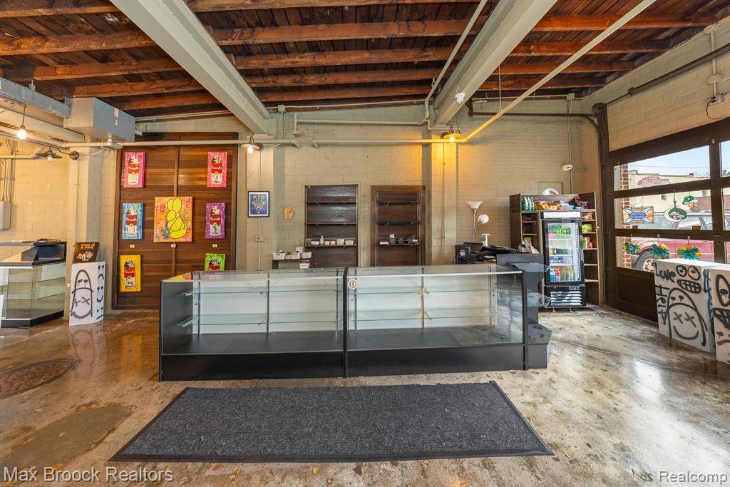 Ypsilanti Twp, MI 48198,1145 E CROSS Street