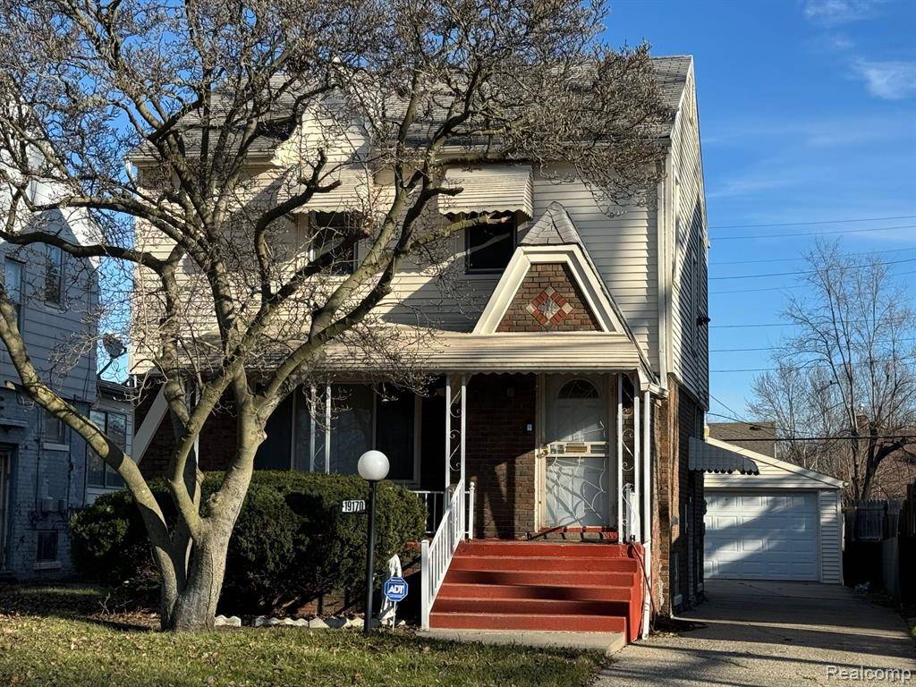 Detroit, MI 48205,19170 WALTHAM Street