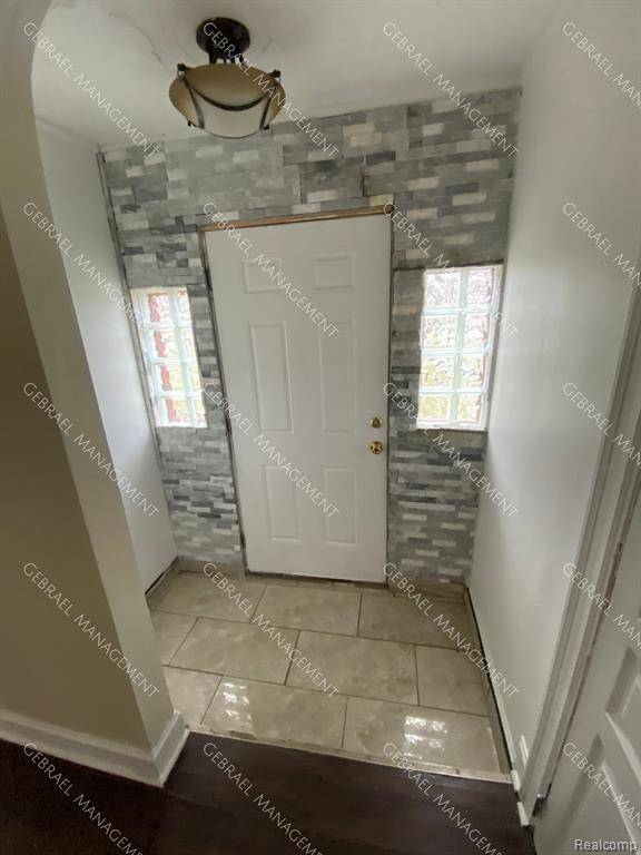 Flint, MI 48505,200 W MCCLELLAN Street