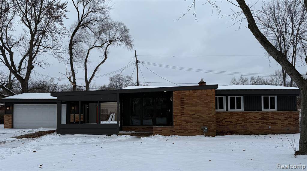 Oak Park, MI 48237,13300 KENWOOD Street