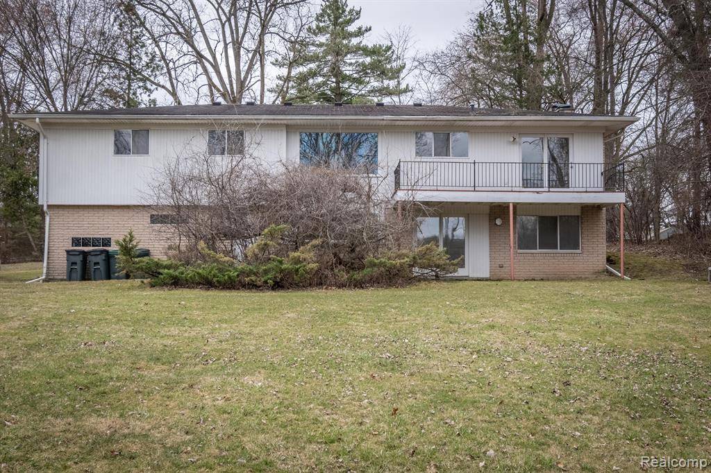 Franklin Vlg, MI 48025,30540 N GREENBRIAR Road